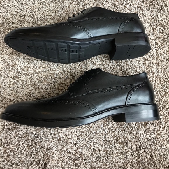 Warren wingtip oxford dress shoes main image 4