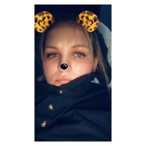 Meet your Posher, Manezonka