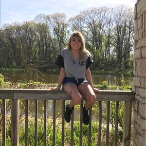 Meet your Posher, Allison