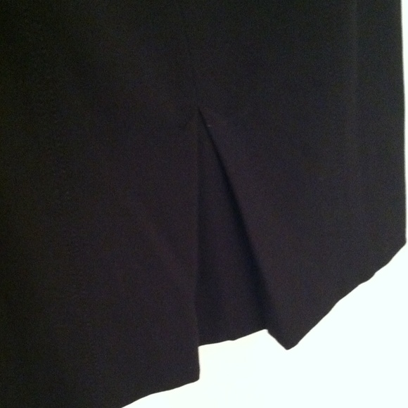 ❤️WHBM BLACK PENCIL SKIRT❤️ - Picture 4 of 4