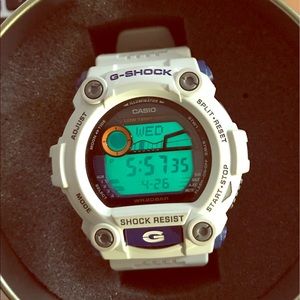 White G-Shock