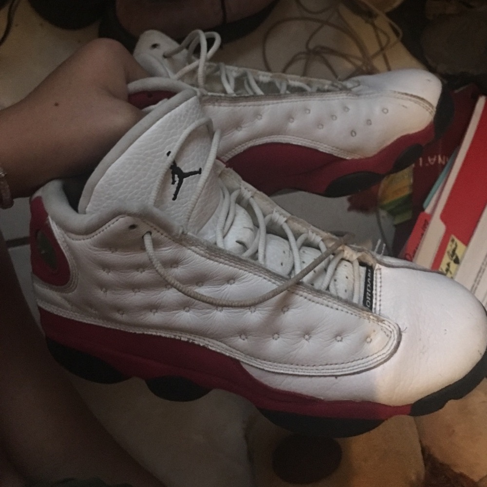 Jordan Cherry 13s - Picture 1 of 4