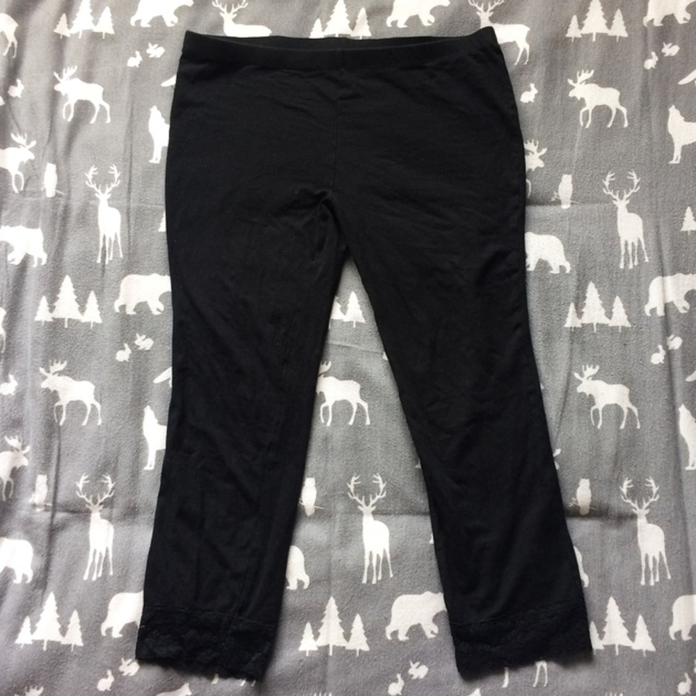 💋Miley Cyrus Max Azria Black Capri Leggings💋