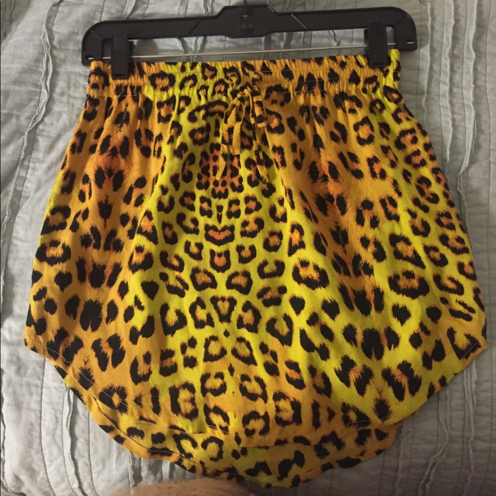one Cheetah Mini Skirt