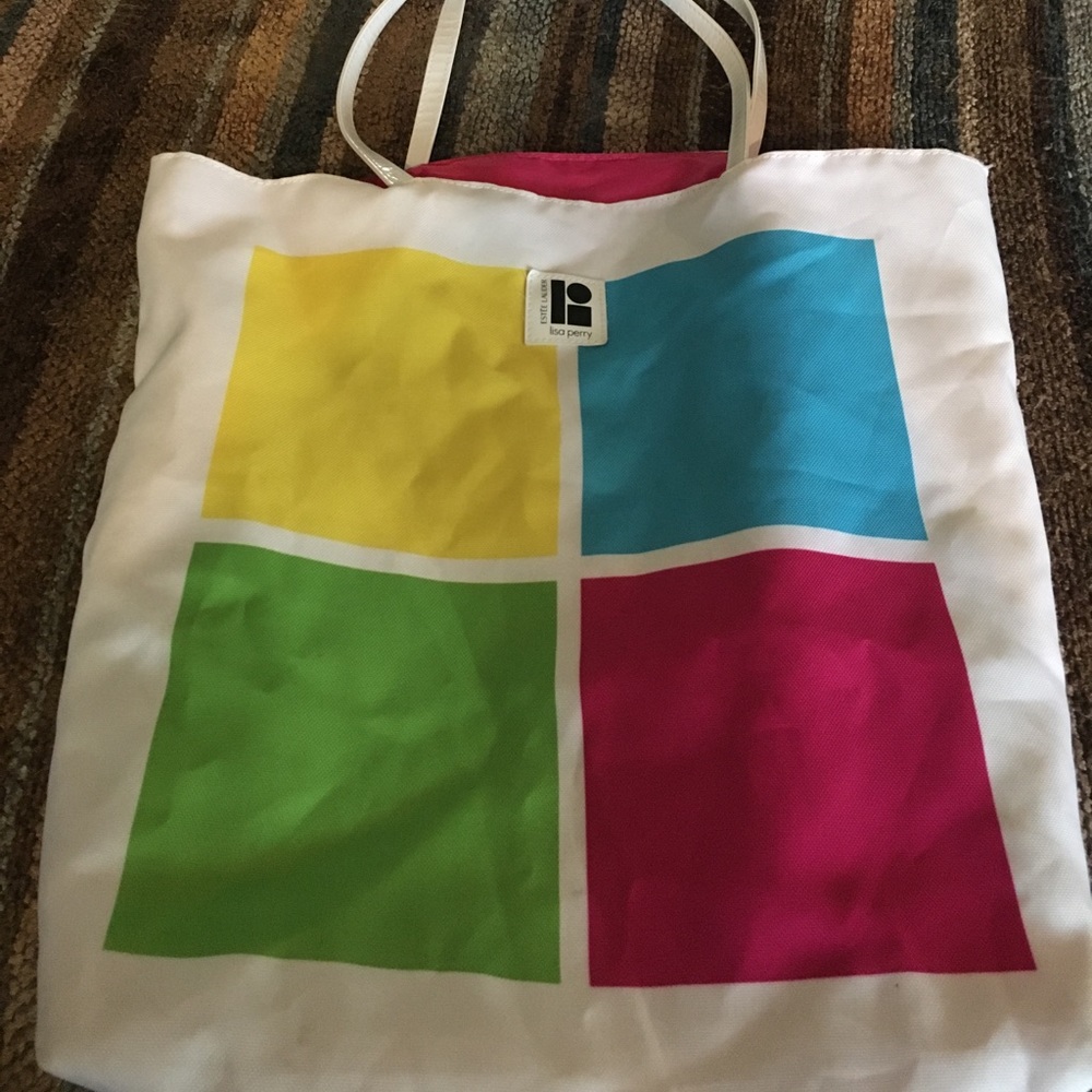 Este Lauder cute simple light weight tote❤