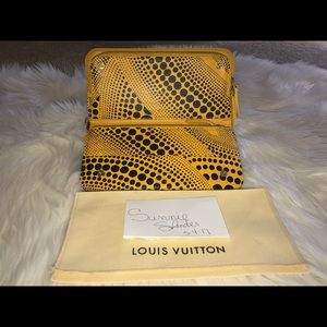 RARE Louis Vuitton wallet Yayoi Kusama