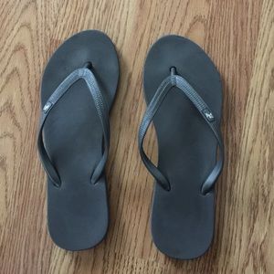 Abercrombie & Fitch Gray Flip Flops