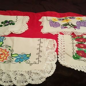 Embroidery napkins