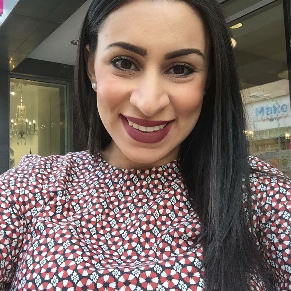 Meet your Posher, Heba