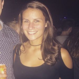 Meet your Posher, Lauren