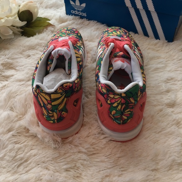 Adidas Sneakers 🎉LAST PAIR 🎉 - Picture 3 of 4