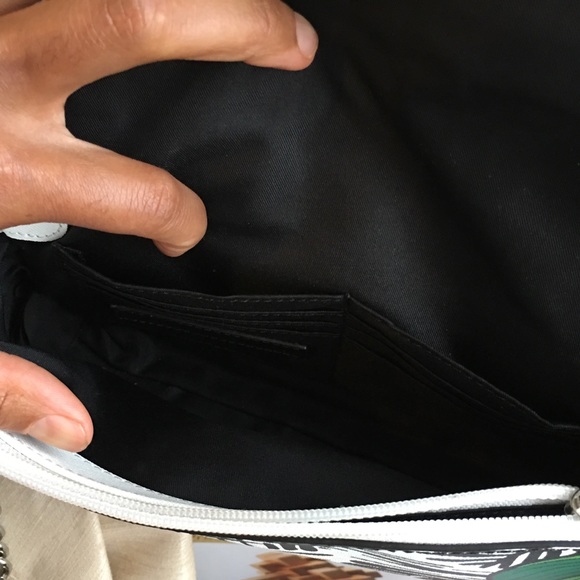 Rebecca Minkoff Palm Leaf Crossbody bag - Picture 3 of 4