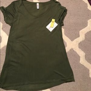 Olive green LuLaRoe classic tee