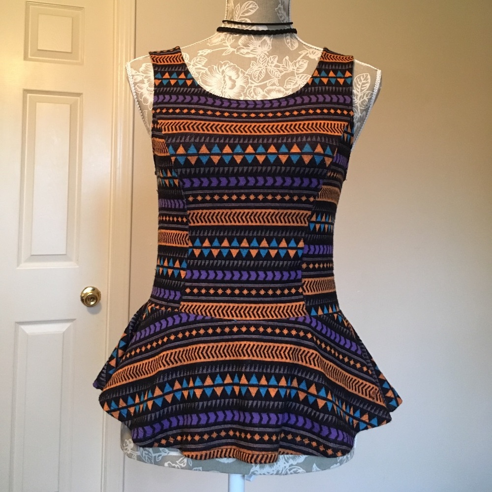 💕Tribal Peplum Top💕