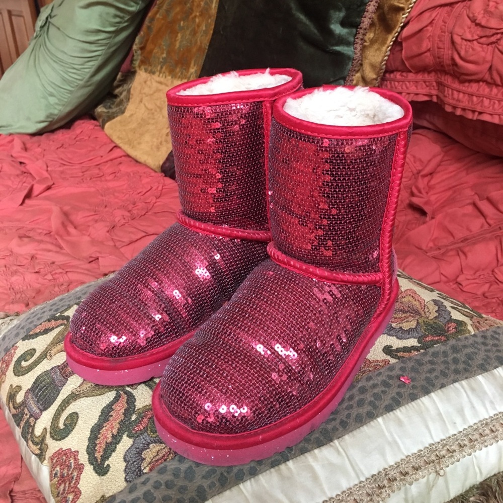 Big kids Classic red sparkles boot❣️
