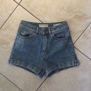 Bullhead Mom Shorts