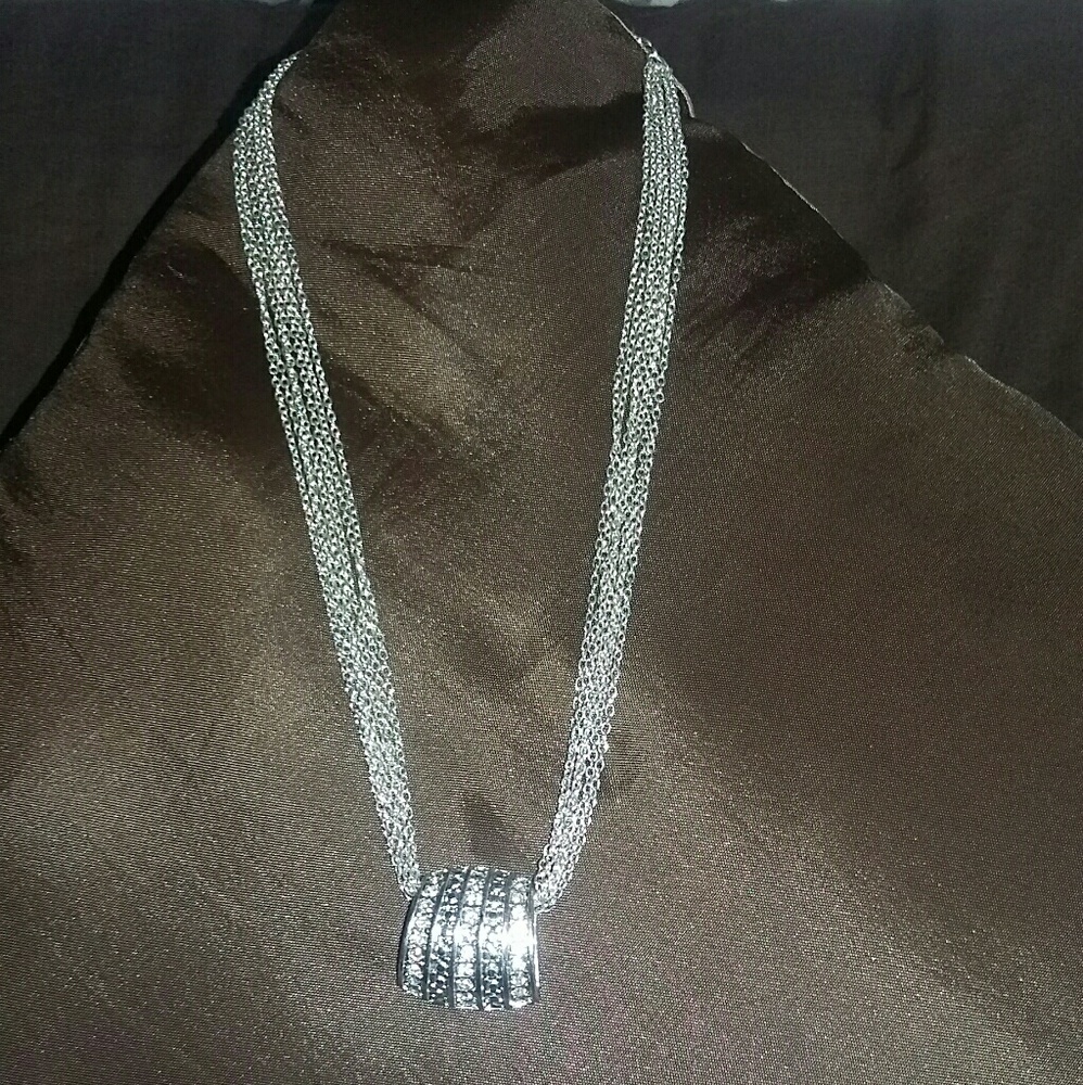 Silverton necklace