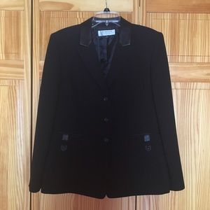 Studio Tahari Levine Pant Suit