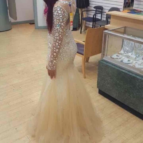 Prom dress