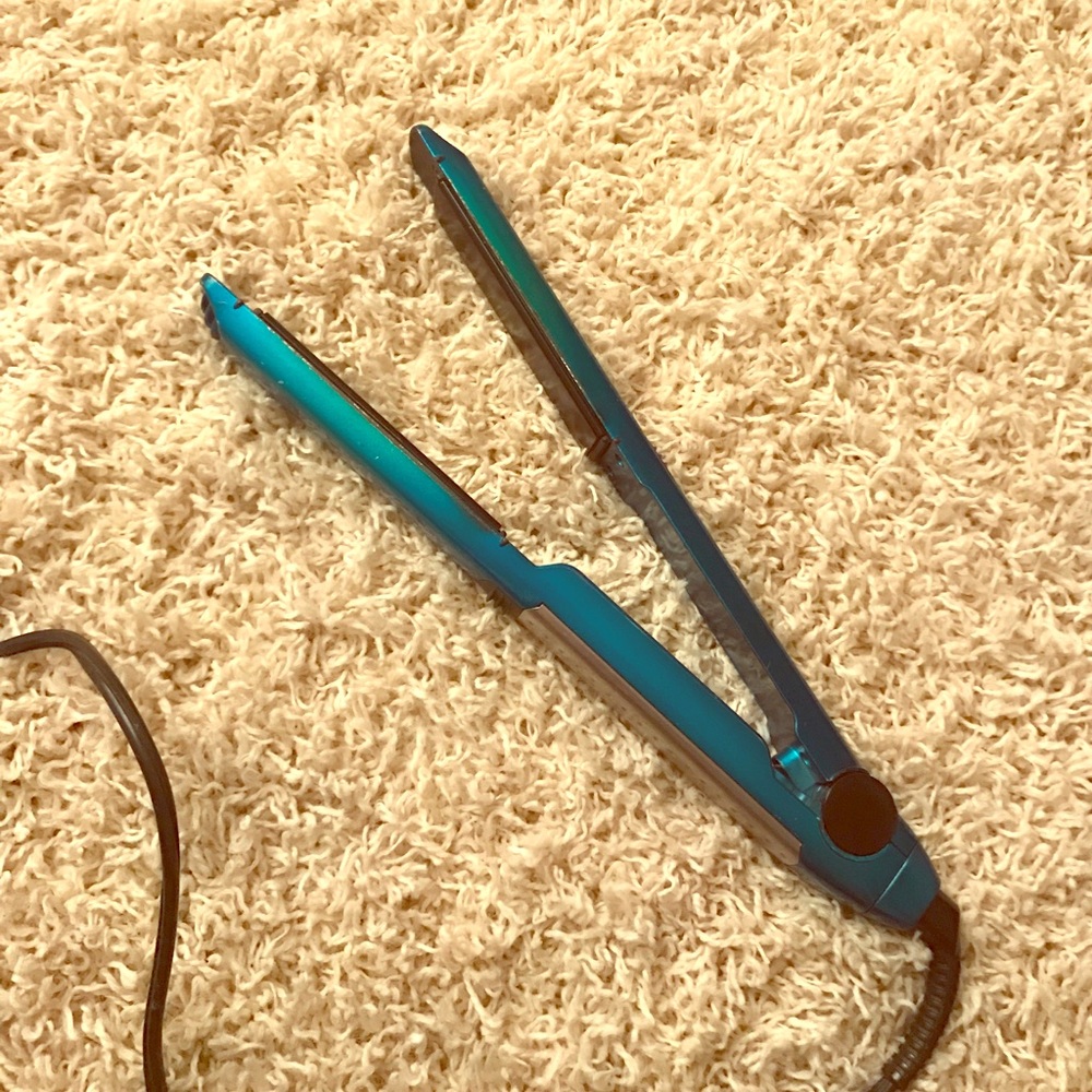 Hair straightener barely used !