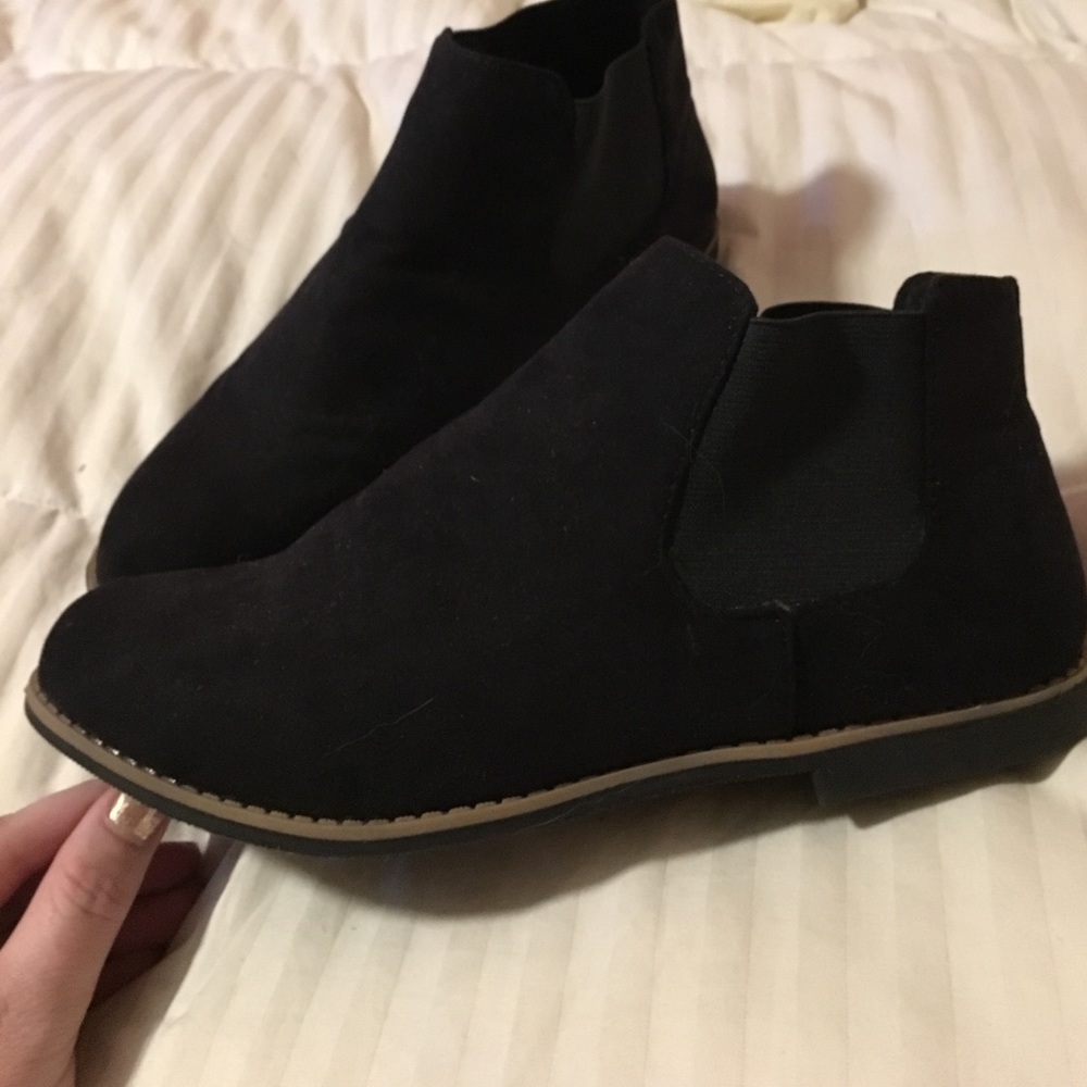 Suede ankle booties