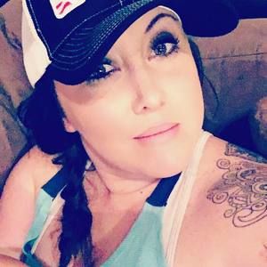 Meet your Posher, Alicia