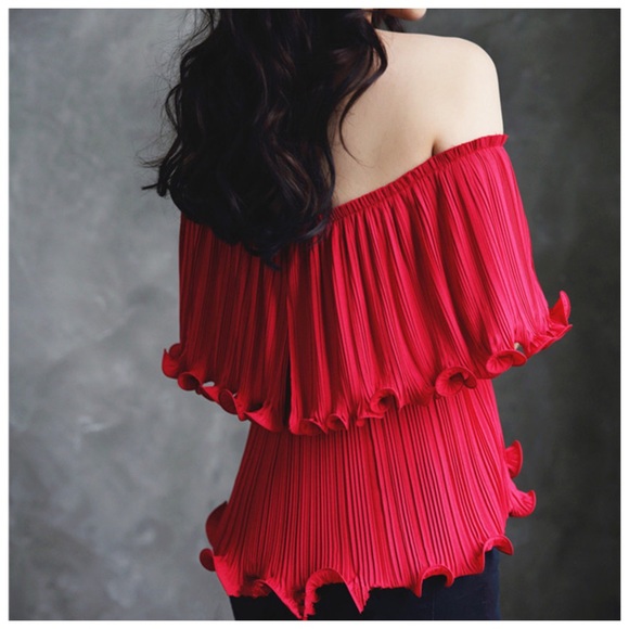 ‼️PRICE FIRM LAST CALL Off The Shoulder Ruffle Top - Picture 3 of 5