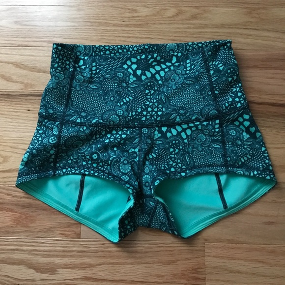 lululemon athletica Pants - Lululemon Boogie Short