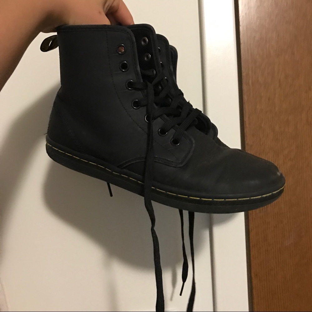 Dr. Martens Tobias Women Size 8