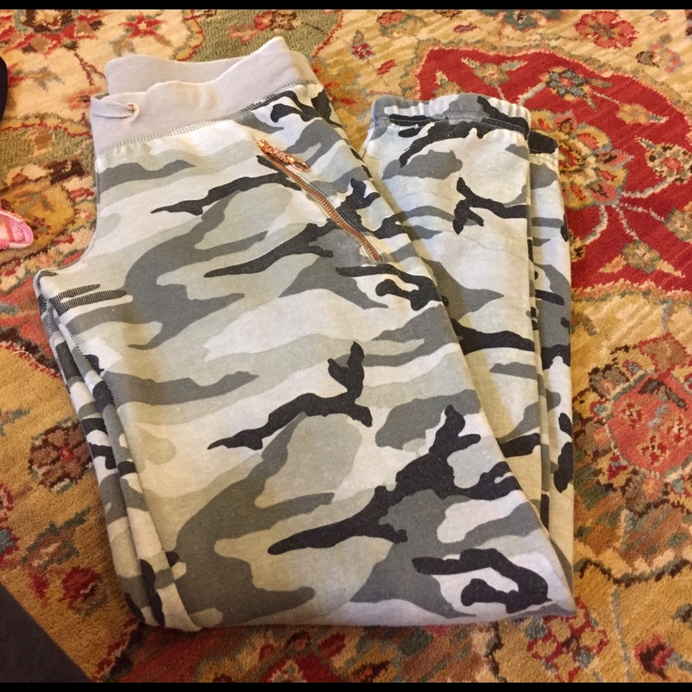Kings of Cole Grey and Black camo sweat-pant