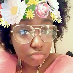 Meet your Posher, Jada