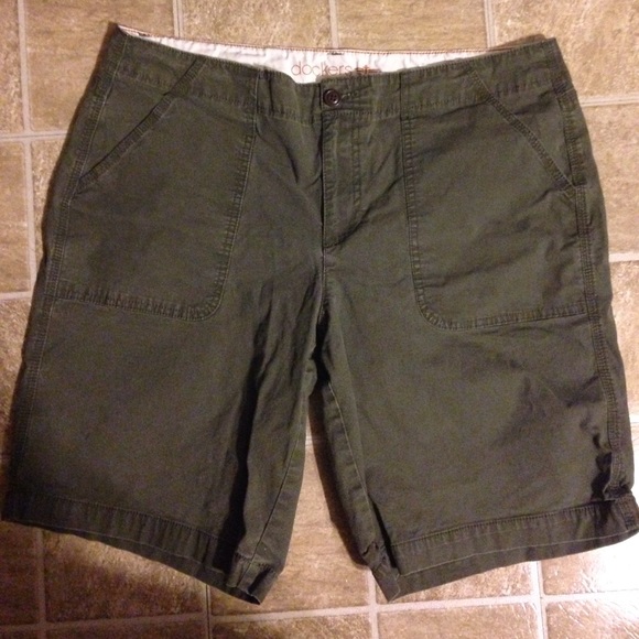 Dockers Pants - Dockers shorts. Sz 14
