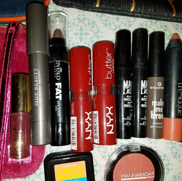 Ipsy lot Tarte, Nyx, the balm, naked, and more - Picture 2 of 5