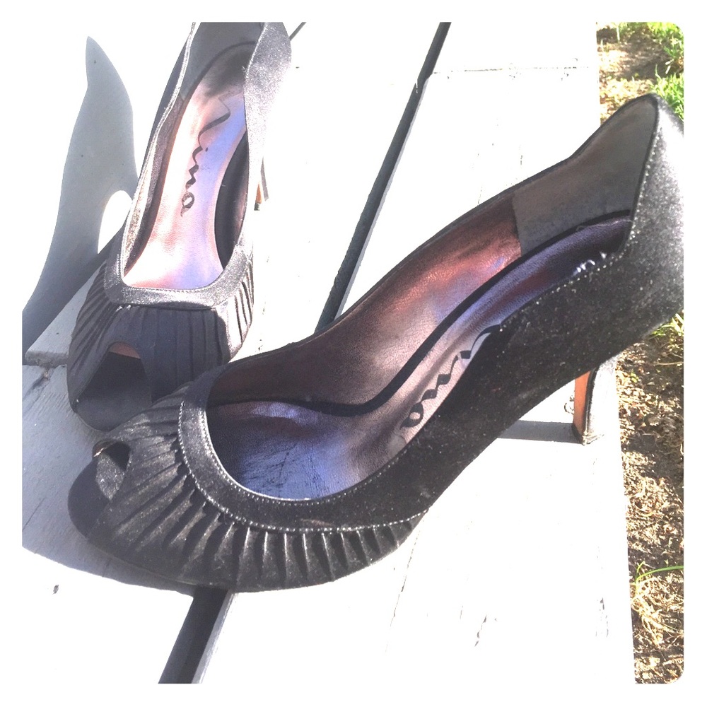 Nina black scalloped open toe evening heel 👠