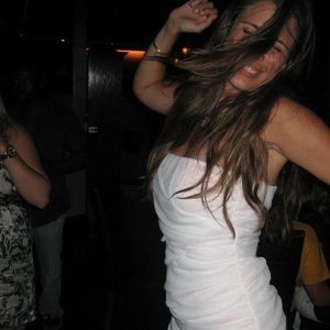 Meet your Posher, Camila