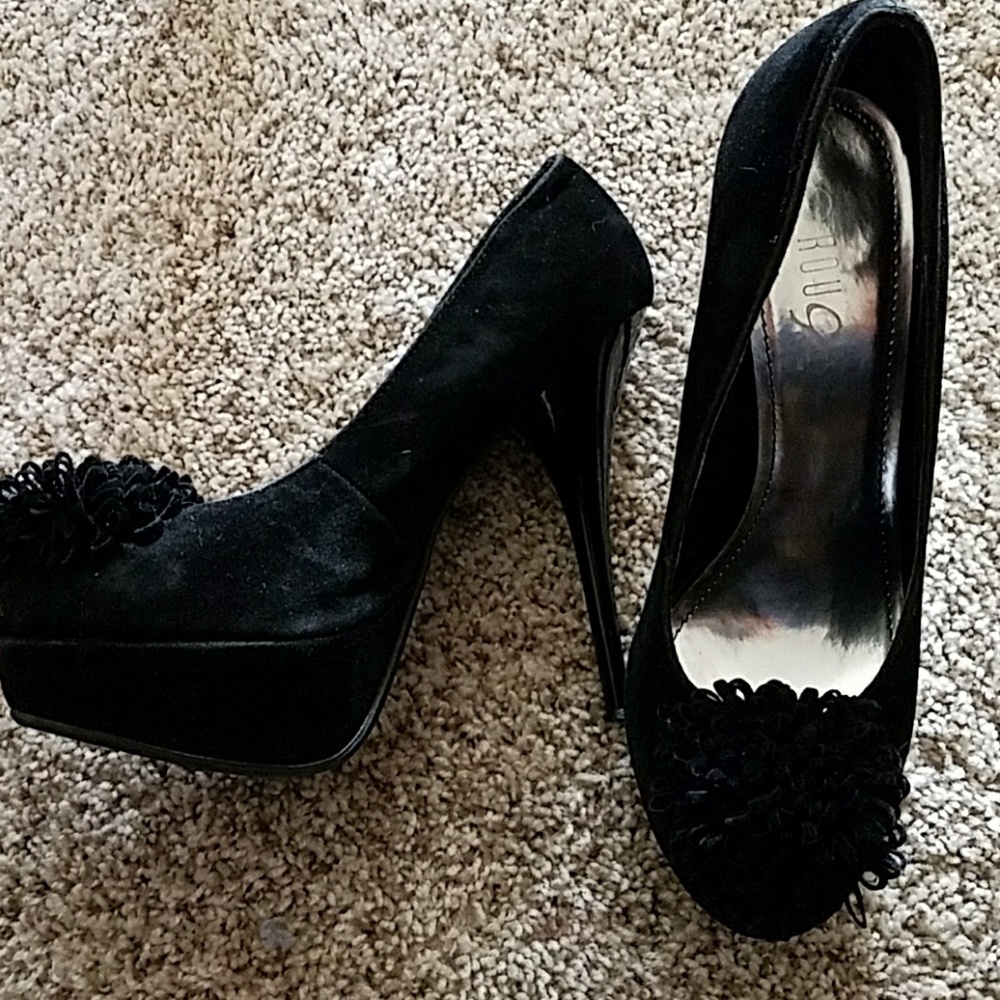 Dress pump - Picture 2 of 5