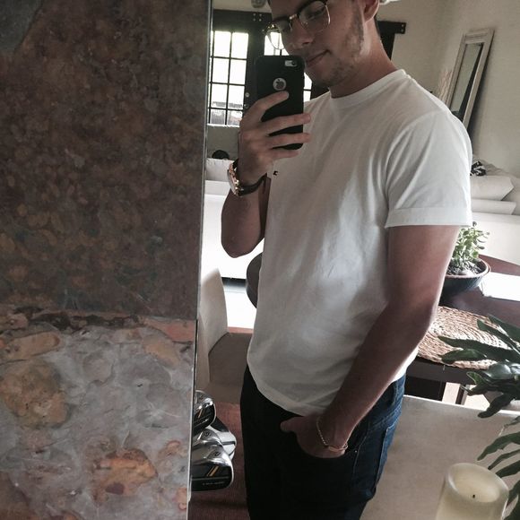 Meet your Posher, Adrian - Picture 1 of 1