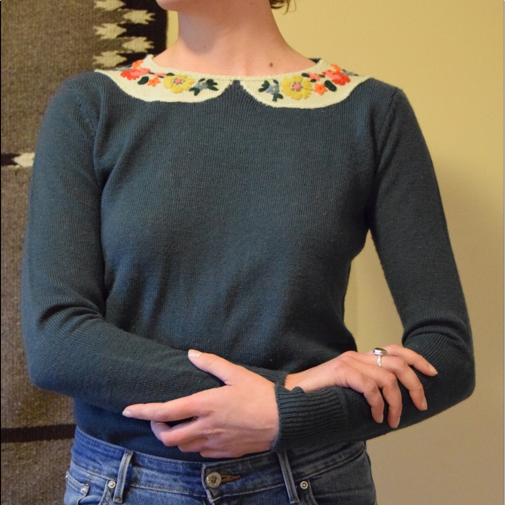 Forest green sweater