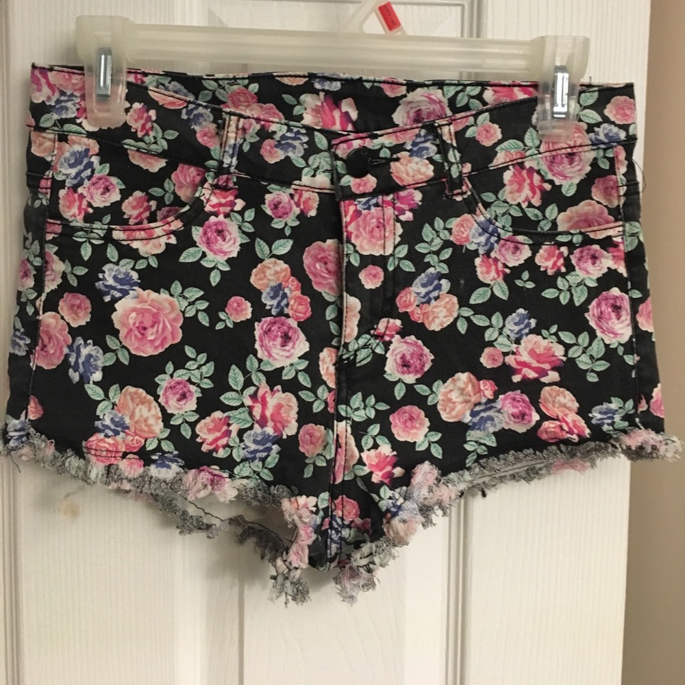 Black floral print high waisted shorts