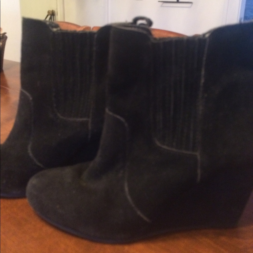 BCBGeneration booties - Picture 3 of 3