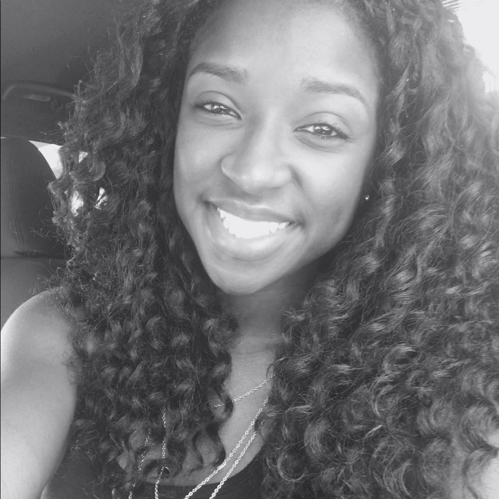 Meet your Posher, Caylin