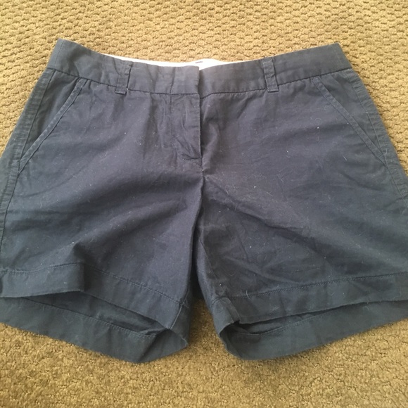 Shorts - Picture 2 of 3