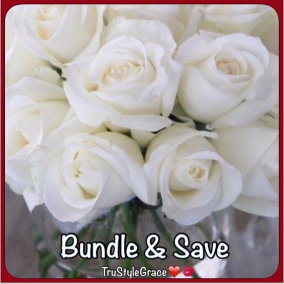 ♥️ Beautiful Black Ruffled Cold Shoulder Blouse - Picture 5 of 5