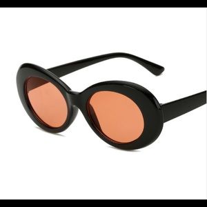 Cobain style sunglasses
