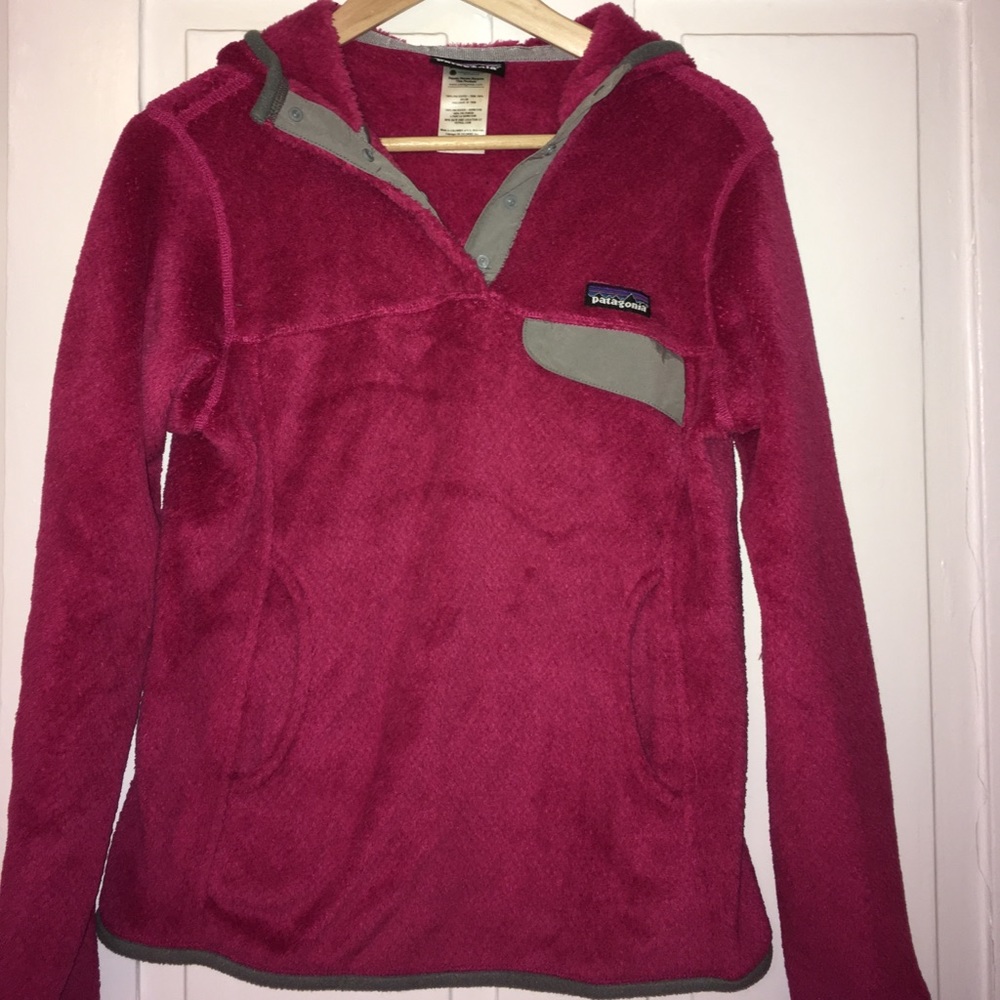 Like new Patagonia hooded Fleece