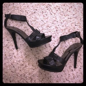 Worn once - black guess heels