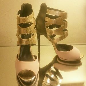LADIES SIZE 10 HEELS