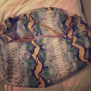 Shoedazzle snakeskin cross body bag