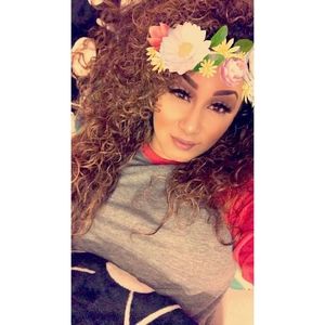 Meet your Posher, Angela