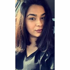 Meet your Posher, Clarisa